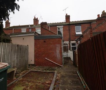2 bedroom terraced house to rent - Photo 6