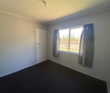 Kilkee Terrace, Flaxmere - Photo 2