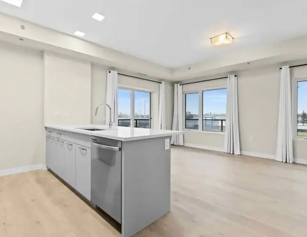 Spacious 2BD/2BA with City Views | 635 Ballantrae Drive, Winnipeg - Photo 1