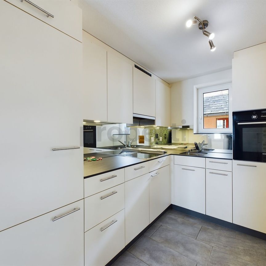 Charming 4.5-room apartment with balcony, Trubschachen - Photo 1