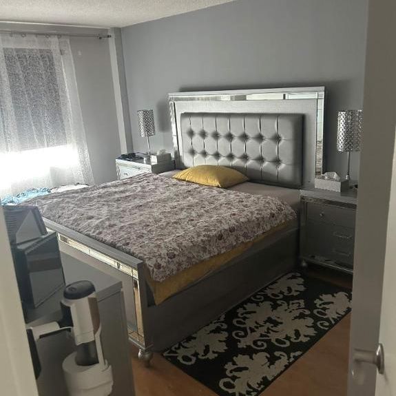 1 CH - 1 SDB - Côte Saint-Luc - $1,240 /mo - Photo 1