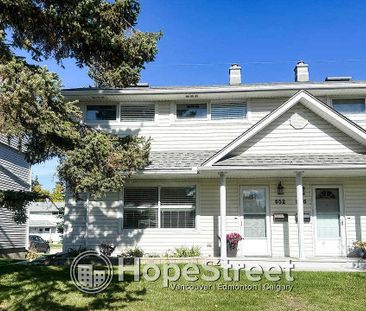 652 32 Avenue NE, Calgary - Photo 6