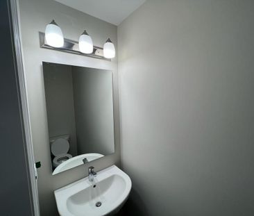 For Lease - 4311 Mann Street Unit# 46, Niagara Falls, Ontario - Photo 1