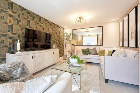 4 bedroom detached house to rent - Photo 4