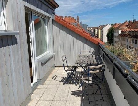 Lichtdurchflutete Dachterrassen-Wohnung Nähe Wöhrder See! 2-Zimmer, Küche, Tageslichtbad! - Foto 1