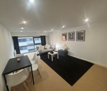 Paramount, Swindon, Beckhampton Street - Photo 1