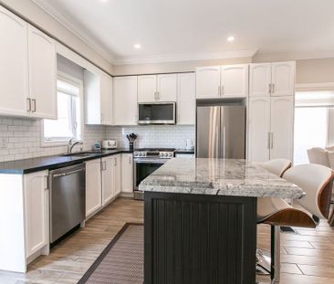 For Lease - 1955 Swan Street, Innisfil, Ontario - Photo 2