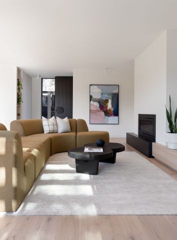 2B Parklands Crescent, Brighton East VIC 3187 - House For Rent | Domain - Photo 4