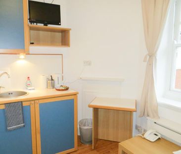 Studio to rent - Photo 3