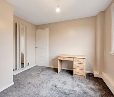 3 bed semi-detached house to rent in Chapter Road, Darwen, BB3 - Photo 3