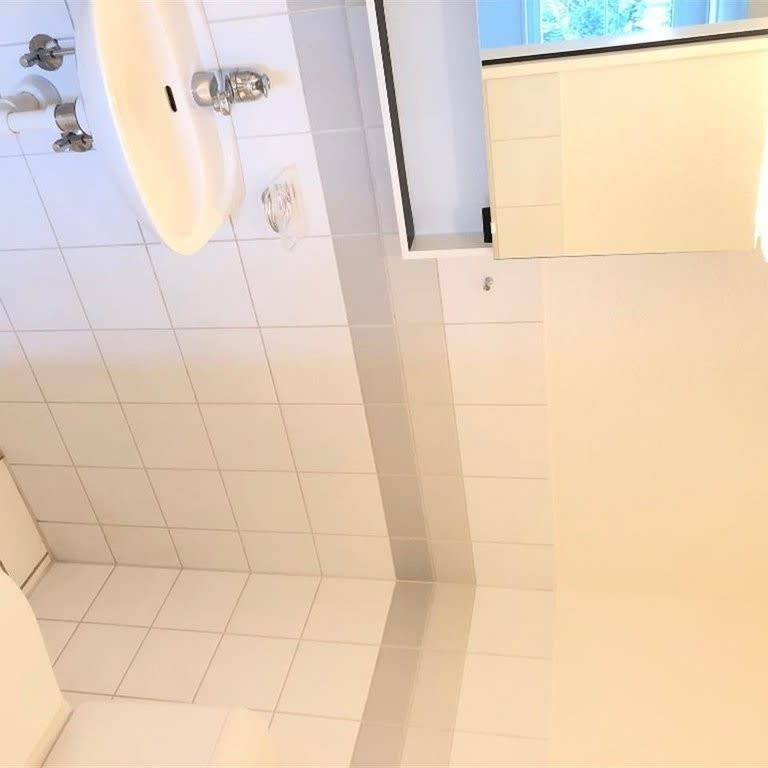 4.5 Zimmer, 90 m², 2. Stock - Foto 1