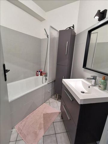 1 pièce - Meublé - 26,66 m² - 2ème étage - Colocation non autorisée - Photo 3