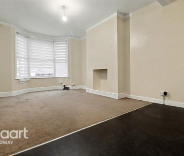 4 bedroom terraced house to rent - Photo 1