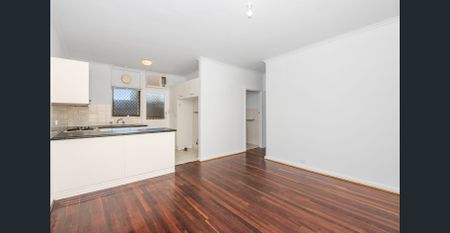 Find location: where coastal access meets everyday convenience - Photo 5