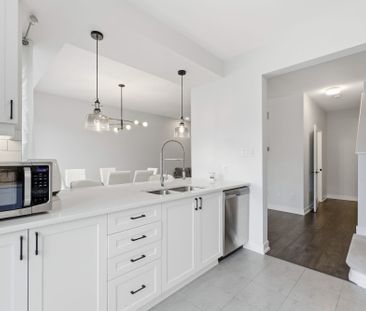 For Lease - 233 Anyolite Private, Barrhaven, Ontario - Photo 2