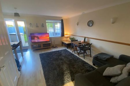 2 bedroom terraced house to rent - Photo 5