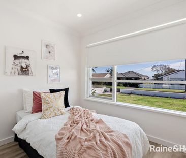 Immaculate 3 bedroom home - Photo 6