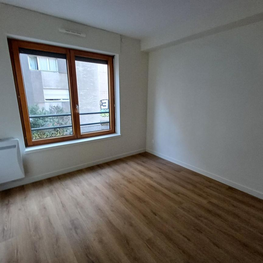 location Appartement F4 DE 87.92m² À PARIS - Photo 1