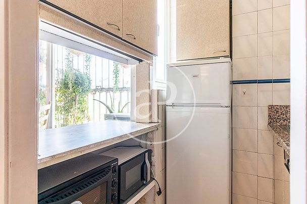 Flat for rent in Galileo street - Photo 1