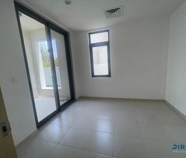 Corner Unit | 3 Bed+Study | Near to Park&Pool; - Photo 3