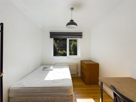 Colbourne Avenue - Photo 5