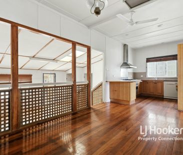 Spacious Character Home on Large Block - Photo 6