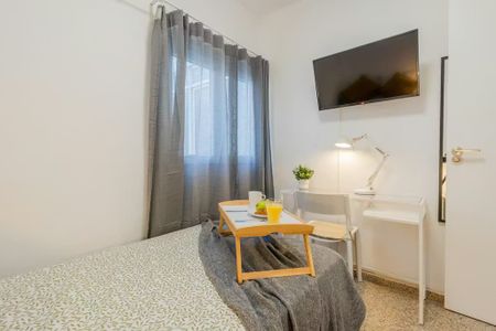 Carrer de Sant Pius X, Valencia, Valencian Community 46017 - Photo 5