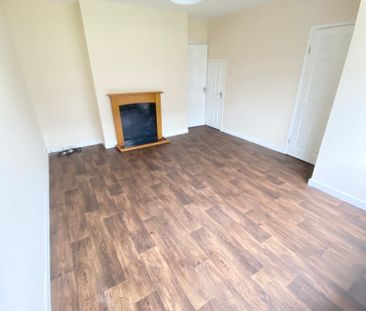 3 bedroom house to rent Darrall Gardens, ST4 - Photo 5