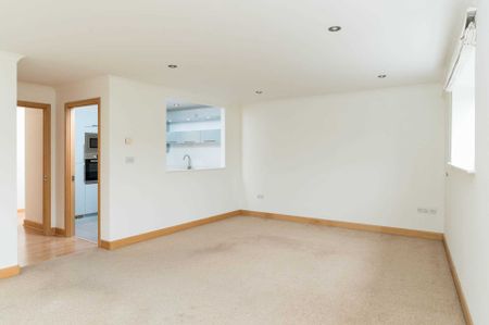 The Tramshed, Walcot - Photo 3