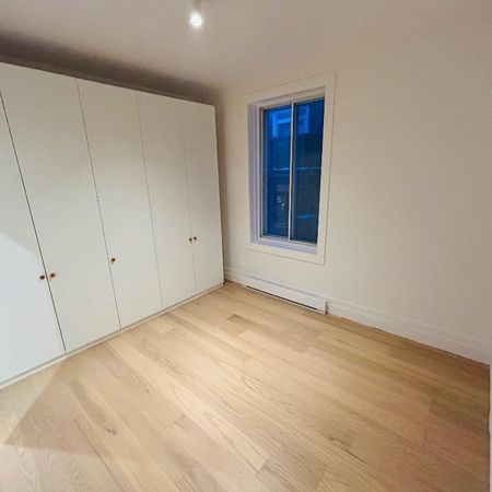 Grand 5 1/2 tout rénové - 2eme étage - Photo 4