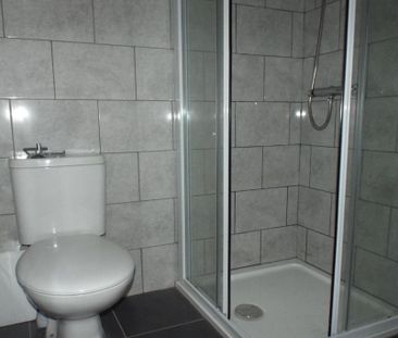 3 bedroom terraced house to rent - Photo 6