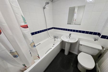 1 bedroom apartment to rent - Photo 4