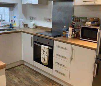 Trafford Road Room 3 - Photo 3