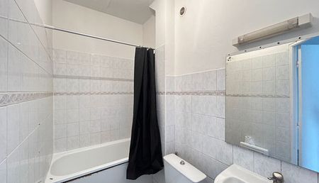 Appartement 2 pièces 31m2 REIMS 440 euros - Photo 5