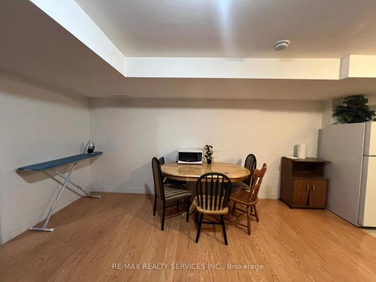 28 Mossgrove Crescent #(Basement) - Photo 1