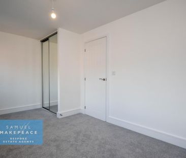 2 bedroom semi-detached house to rent - Photo 3