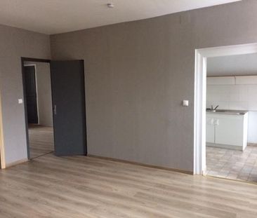 Location Appartement 3 pièces 54m² LES VANS 07140 - Photo 2