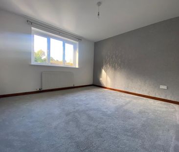 Brecknell Rise, Kidderminster - Photo 6