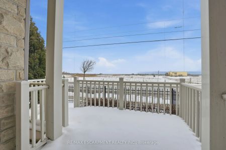 7 LAKELAWN Road #6 - Photo 5