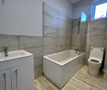 Park Terrace, BOGNOR REGIS - Photo 1