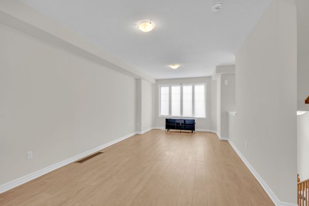 For Lease - 20 Lana Circle, Wasaga Beach, Ontario - Photo 1