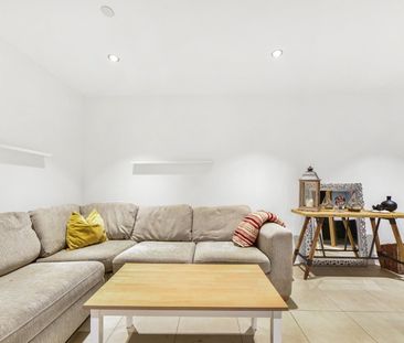 3 Bed Flat, Streamlight Tower, E14 - Photo 6