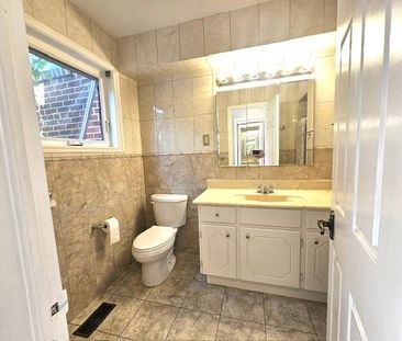 For Lease - 93 North Ridge Road, Vaughan, Ontario - Photo 6