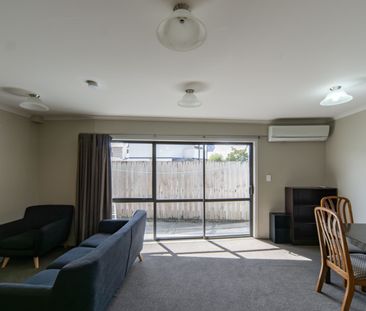 Double storied apartment with an easy walk to city centre - Photo 4