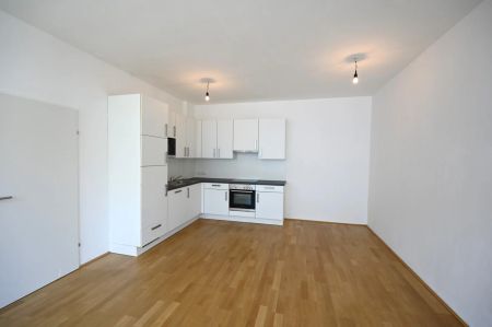 Wohnen im Zentrum – großzügig geschnittene 2-Zimmer-Wohnung Nähe Landstraße - Foto 5