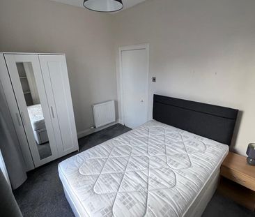 2 Bed Flat, Pirrie Street, EH6 - Photo 6
