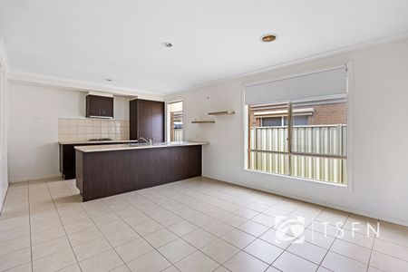 39 Peacock Dr, Epsom - Photo 2