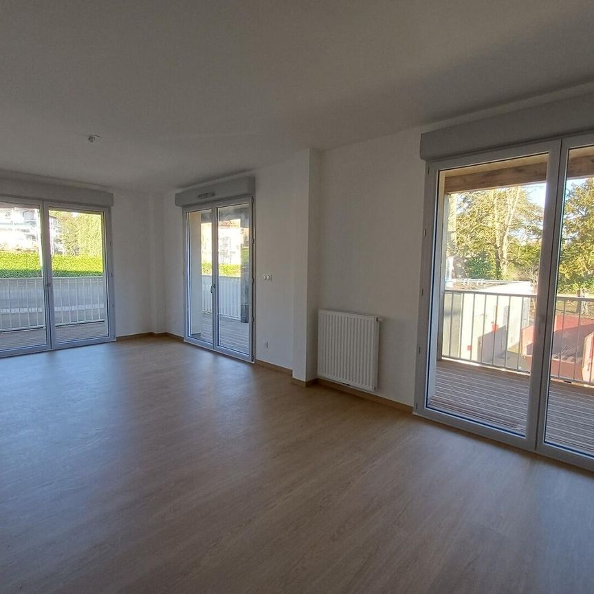 location Appartement T3 DE 68.4m² À RAMONVILLE - Photo 1
