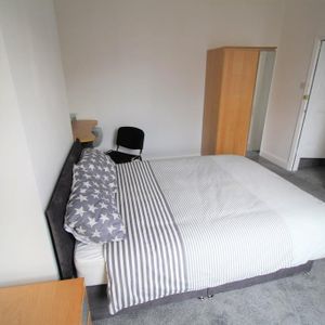 2 bedroom house to rent - Photo 2