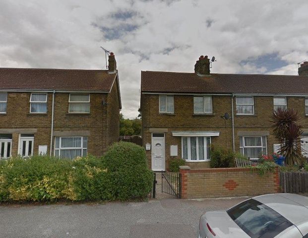 Vincent Gardens, Sheerness ME12, London - Photo 1